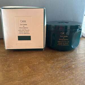 Oribe Curl Gelée for Shine & Definition 250ml / 5.9 fl. oz